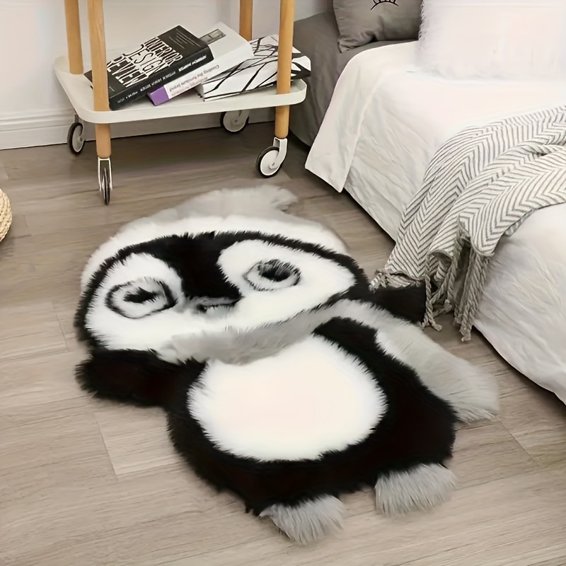 

Penguin-shaped Plush 5cm Long Hair Indoor Floor Mat Bedroom Carpet