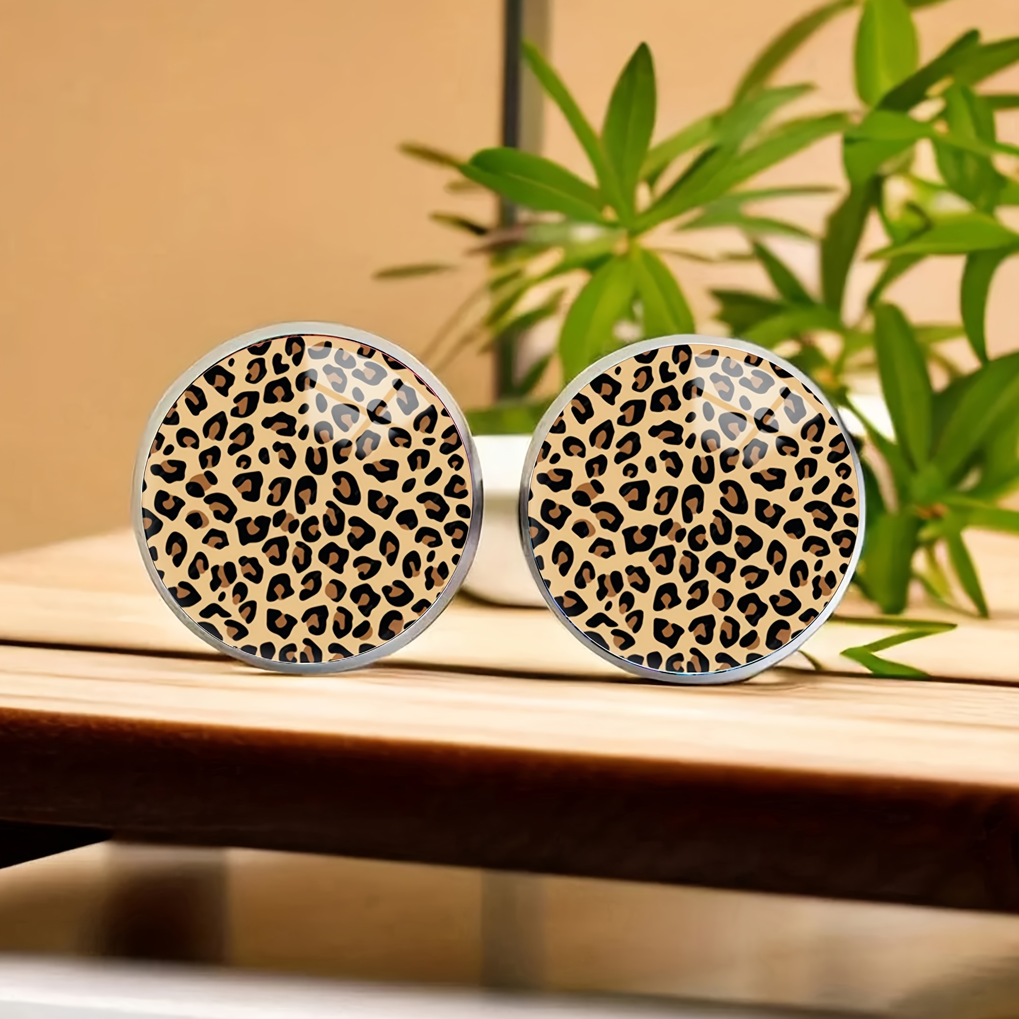 Image of Stainless Steel Leopard Print Earrings, Sexy Minimalist Style For Men And Women, Ideal For Parties And Gifts