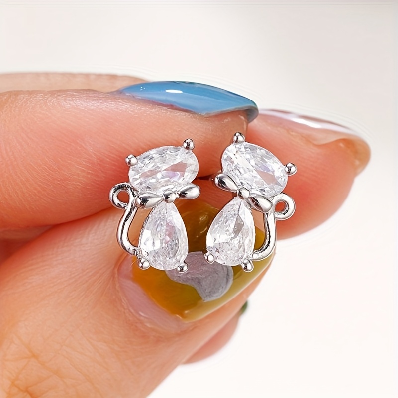 TEMU A Pair Of Stylish Earrings For Women Featuring Delicate And Small Cat Designs, Inlaid With Synthetic Zirconia, Casual Wear Or Parties, Making
