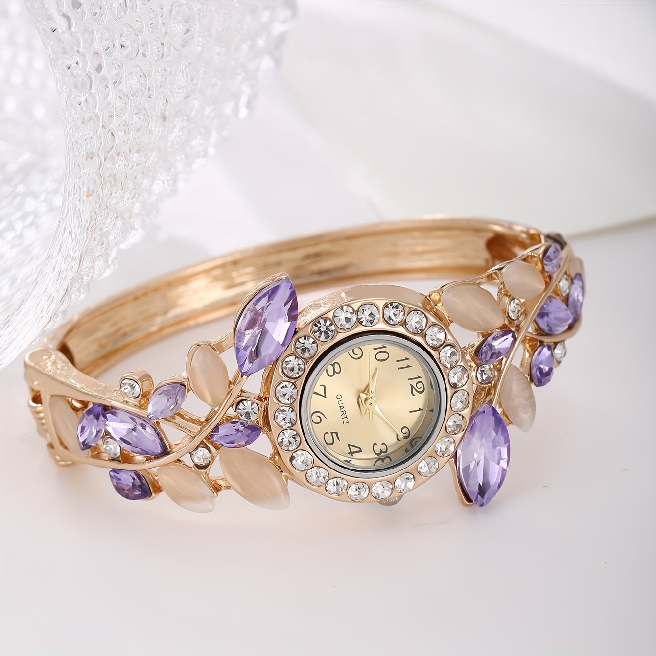 1pc Lady's Exquisite Watch, A Surprise Gift To Her On Christmas And Valentine's Day