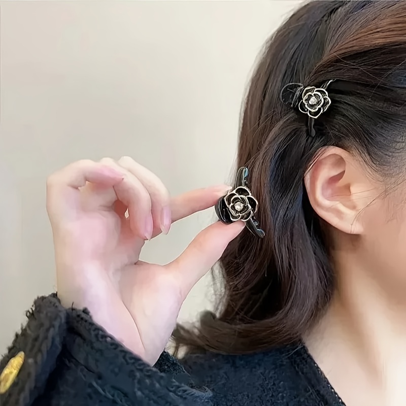 

4pcs Mini Flower Hair Clip Set - Vintage Black Floral Hair Accessories For Women & Girls, Plastic With Elegant Design, Cute Hair Clips
