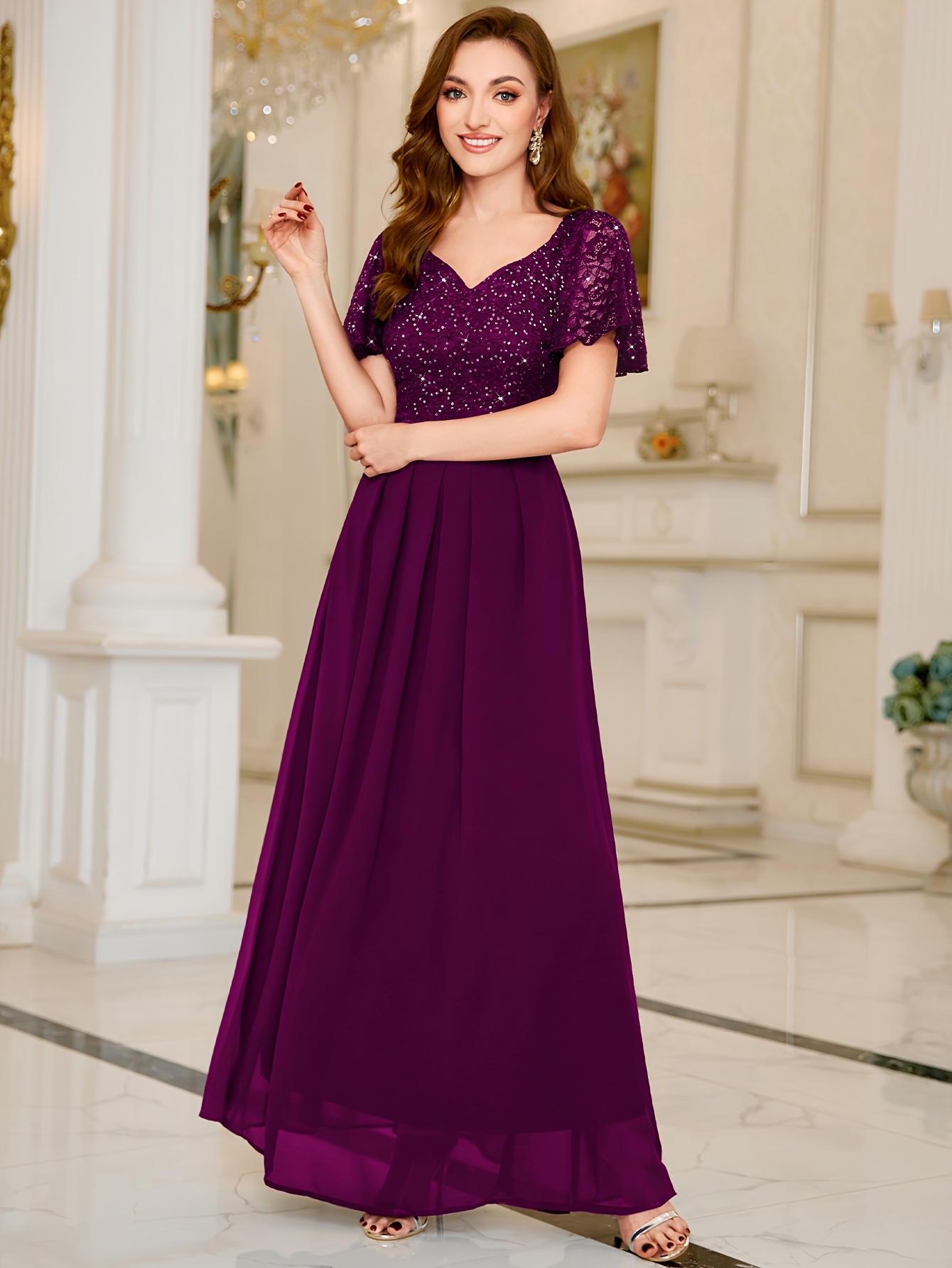 Vestido Largo Miss Chase Con Cuello En V Y Encaje Floral – Perfecto Para Cualquier Ocasión