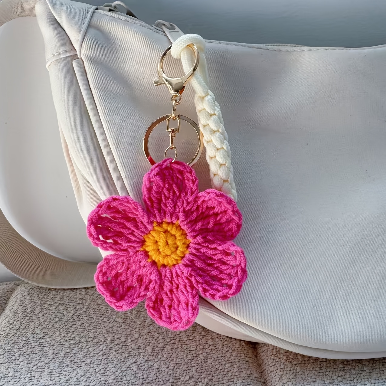 TEMU A Keychain Featuring A Pink , Perfect As A Bag Charm Or A Stylish Accessory For Backpacks, Ideal As A Present For Her