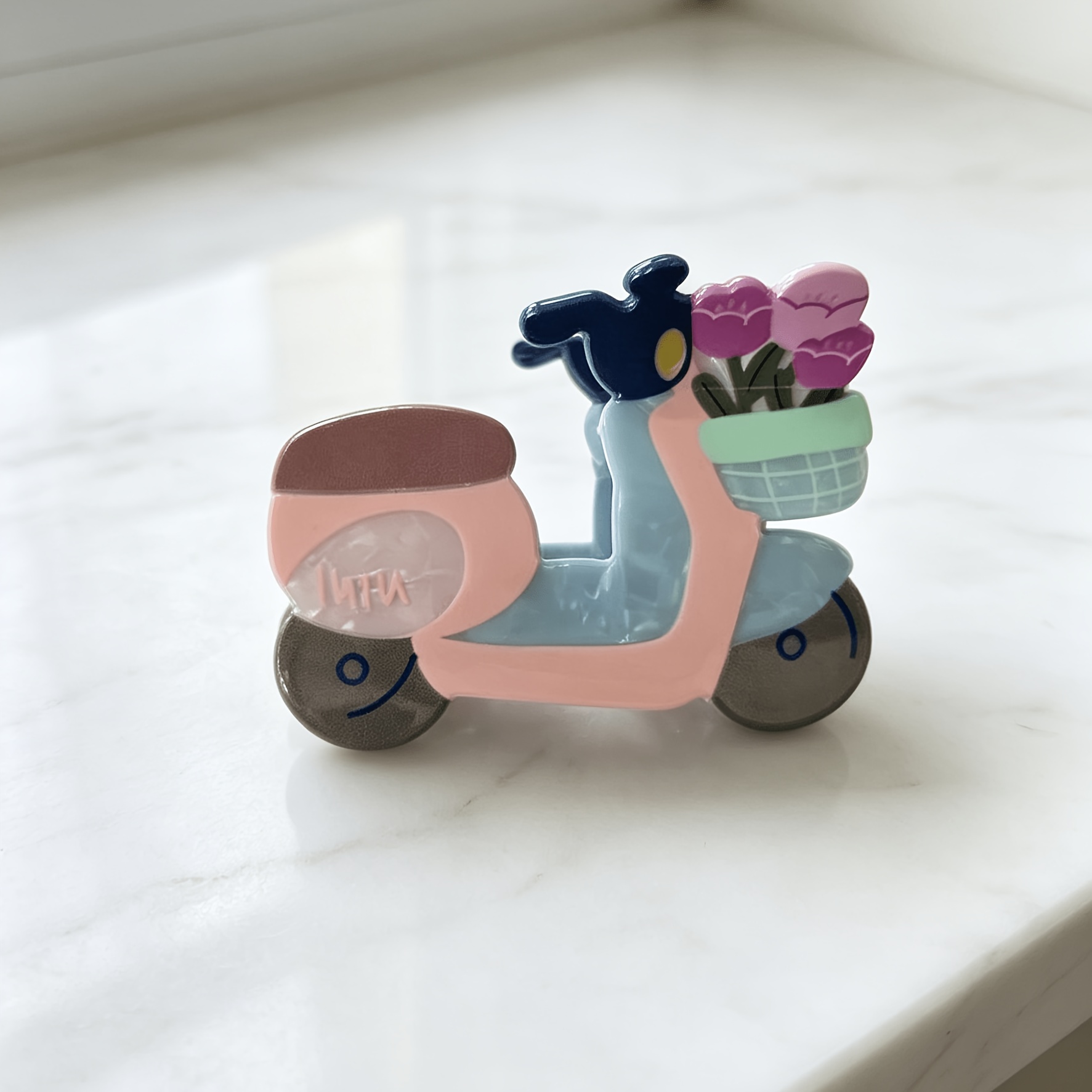 TEMU Ins Style Flower Basket Electric Bike Shaped Shark Clip, Tulip Print Cartoon Hair Claw For Car Head, Soft Casual Theme Hair Additions, Universal