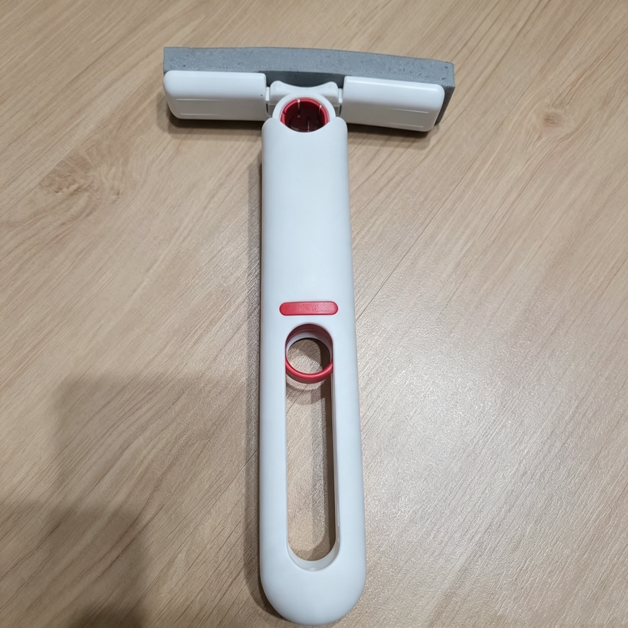 TEMU Mini Mop With Self-wringing Mechanism - Portable White Synthetic Fiber Cleaning Tool, Suitable For Home, Living Room, Bedroom, Furniture, And