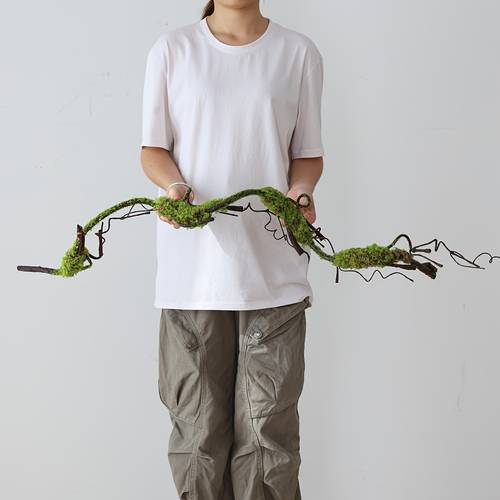 high quality long stem artificial plant simulated tree branches and vines and hangable with artificial moss suitable for home kitchen decoration outdoor landscaping and reptile decor
