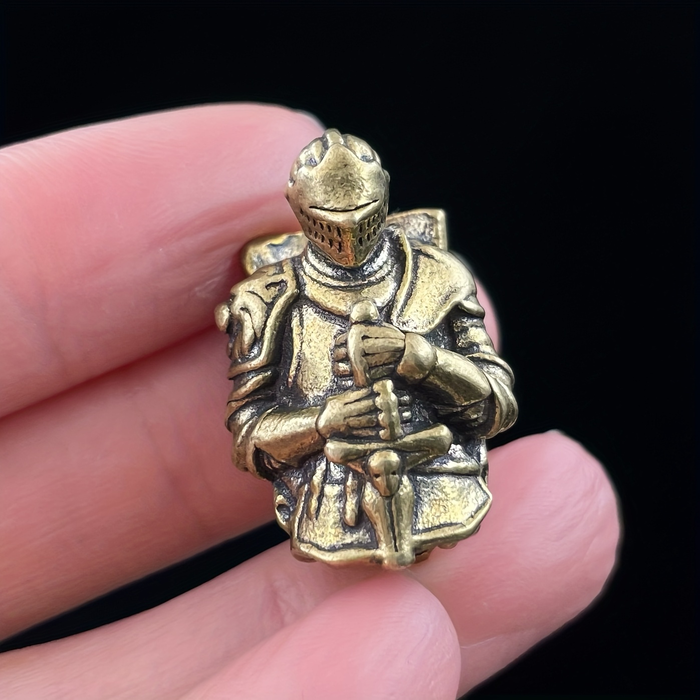 Men's Copper Knight Keyring | Medieval Knight Charm With Metal Texture, Symbolizing And , Ideal For Vintage Style Outfits Or Collectibles