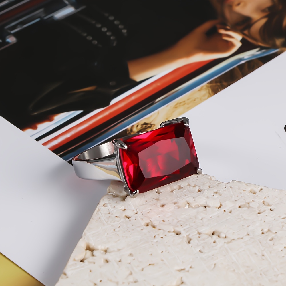 Y2K Red Queen 304 Stainless Steel Ring, Unisex Design