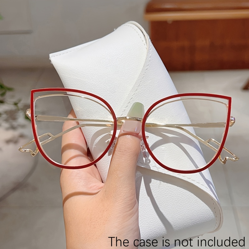 

1pc Women New Cat Eye Shaped Glasses Chic Hollow Out Metal Frame Fashionable Eyeglasses Luxury Glasses Suitable For Daily And Vacation Decorative Use