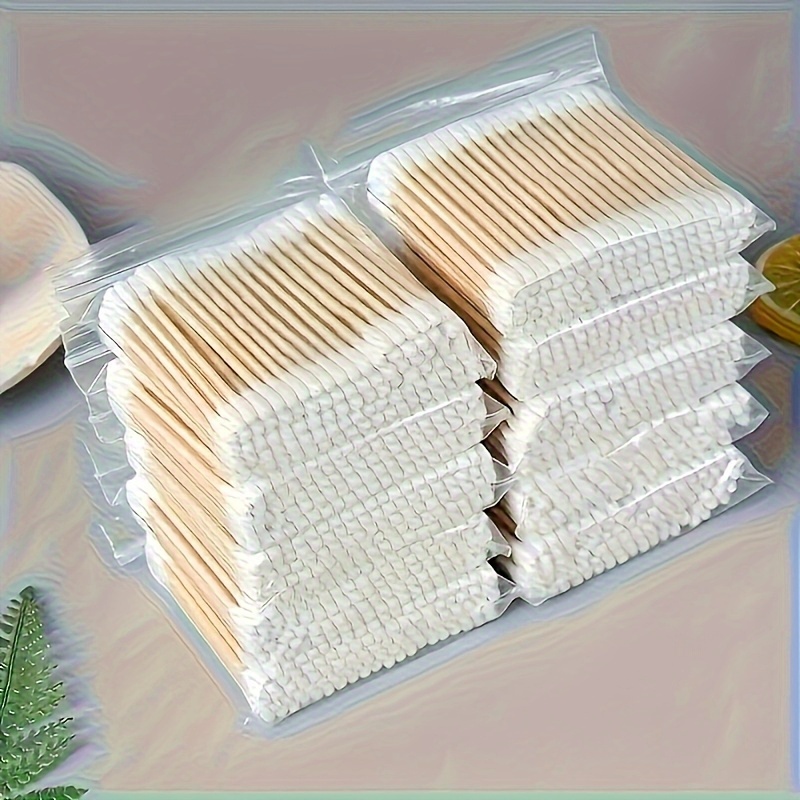 200pcs Double-Ended Swabs for Ear Cleaning & Makeup Use