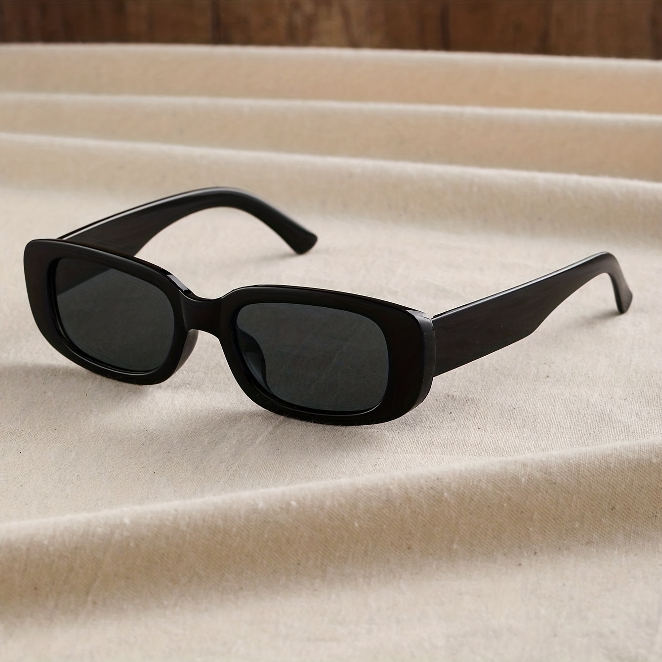 Image of 1 Pair Women's Vintage Frame Fashion Decorative Glasses Suitable For Decoration And Gift For , Daily Casual, Suitable For Any Face Shape, Back-to-, Versatile