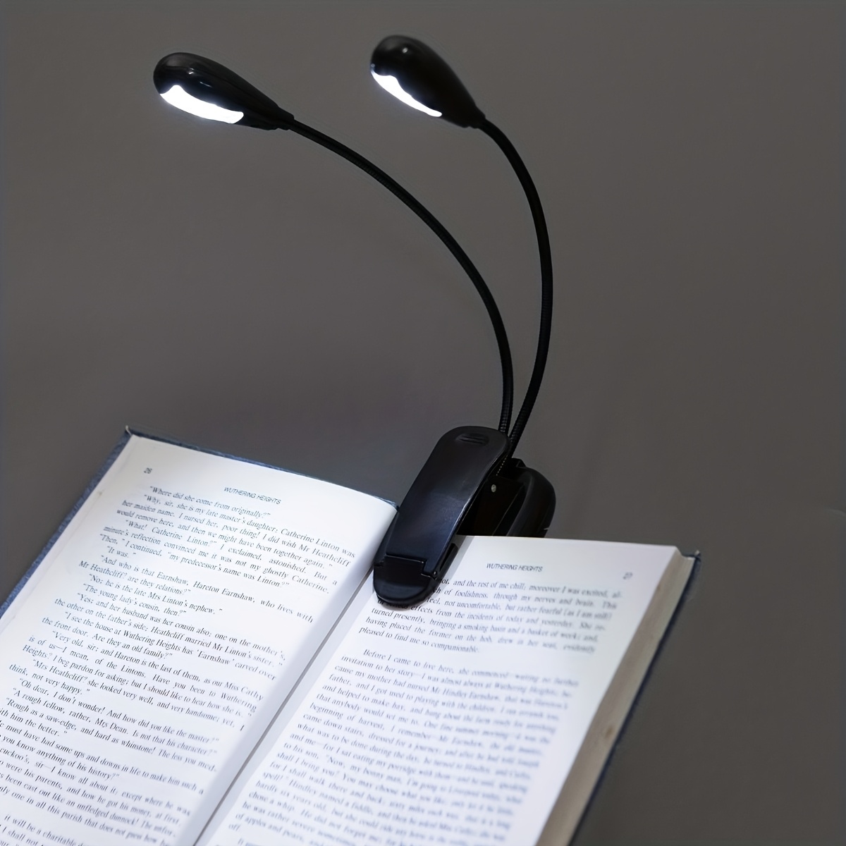 

1pc Adjustable Clip-on Led Reading Lamp, Dual Arm, 4 Led Lights, Push Button Control, Polished Plastic, Portable Night Light With Adjustable , For Reading, Playing & Travel, Room Types