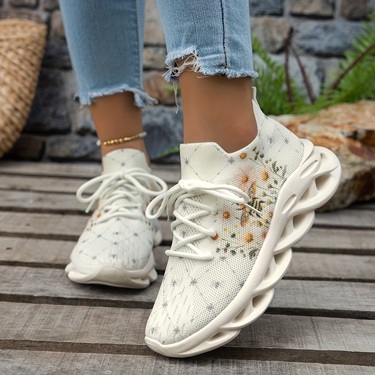 

Women's Knit Bee Print Fashion Sneakers, Breathable Athletic Casual Running Shoes, Lightweight And Comfortable Shoes