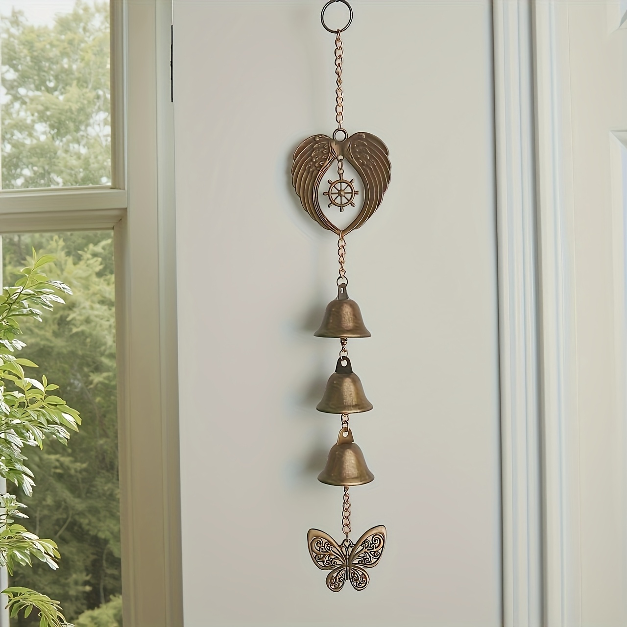 E-shop 1 Handgefertigter Metall-Windspiel - Klassische Landhaus-Eisen-Glocke mit dekorativer Kette, geeignet für Höfe, Blumen und Wände, kein
