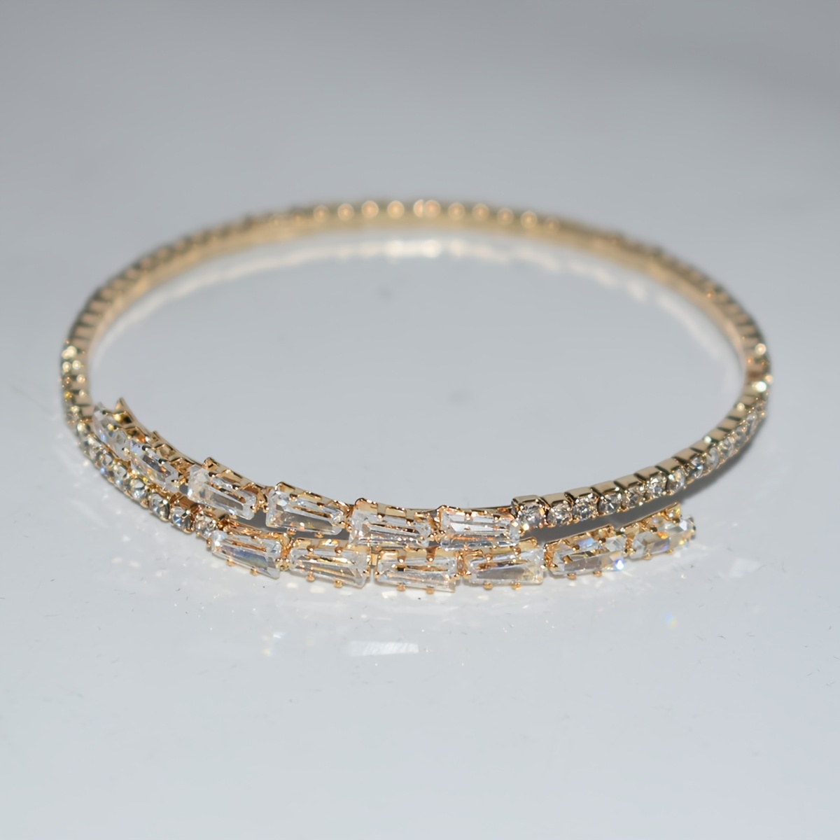 Elegant Cubic Zirconia Bracelet, Silvery-Plated