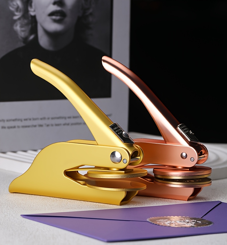 1pc Custom Pattern Embossed Stamp, Floral Letter Series in Black/Golden/Rose Golden Trio - Portable Embossing Tool for Party Invitations/Tissue Paper/Envelopes/Cards/Anniversary/Birthday/Holiday Gifts - ZMXL2