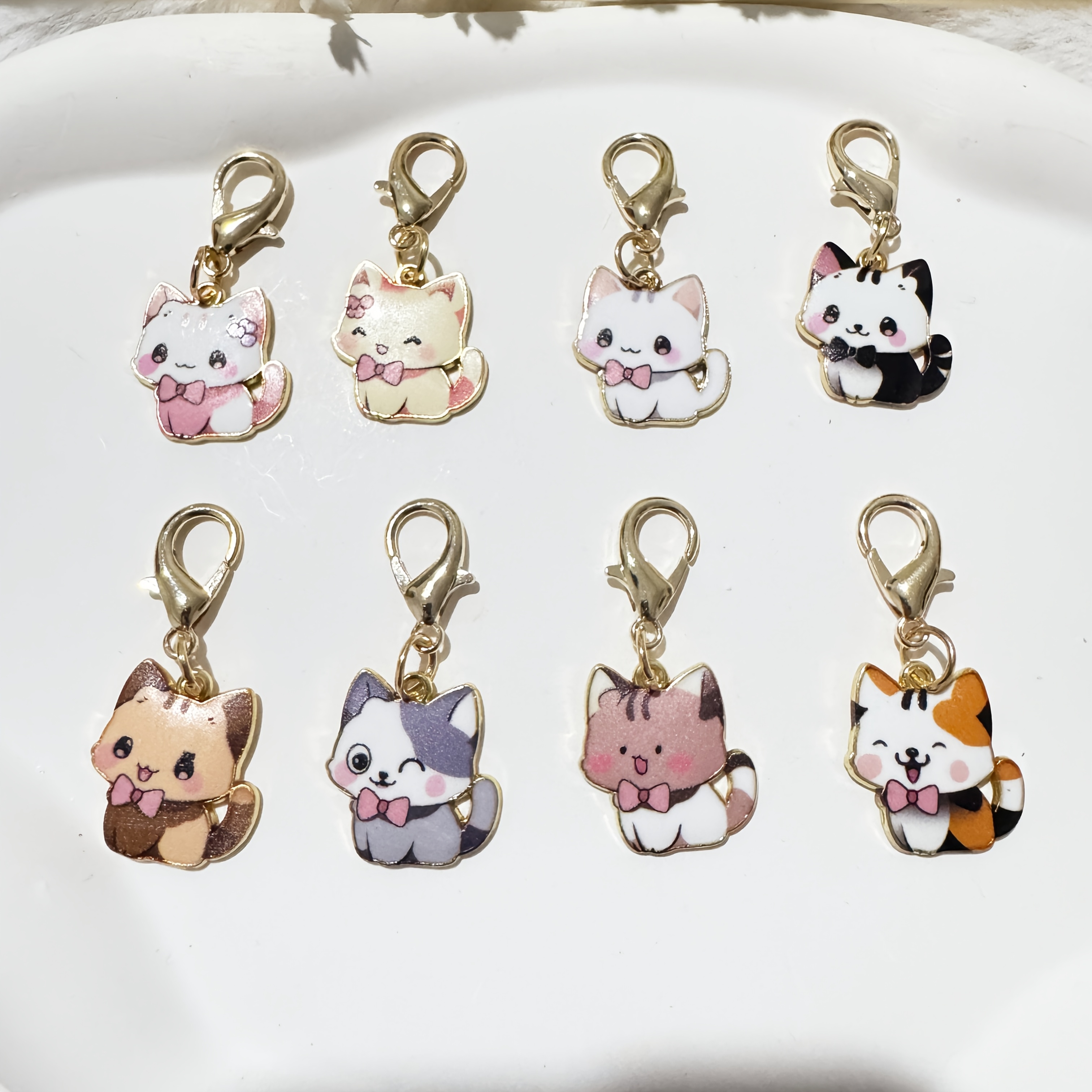 TEMU A Set Of 8 Cute Cartoon Cat Keychains With Durable Alloy, Perfect For Pet Additions, Clothing And Backpack Decorations, Car Keychains, Phone Charms, And As Gifts For Holidays Like Easter