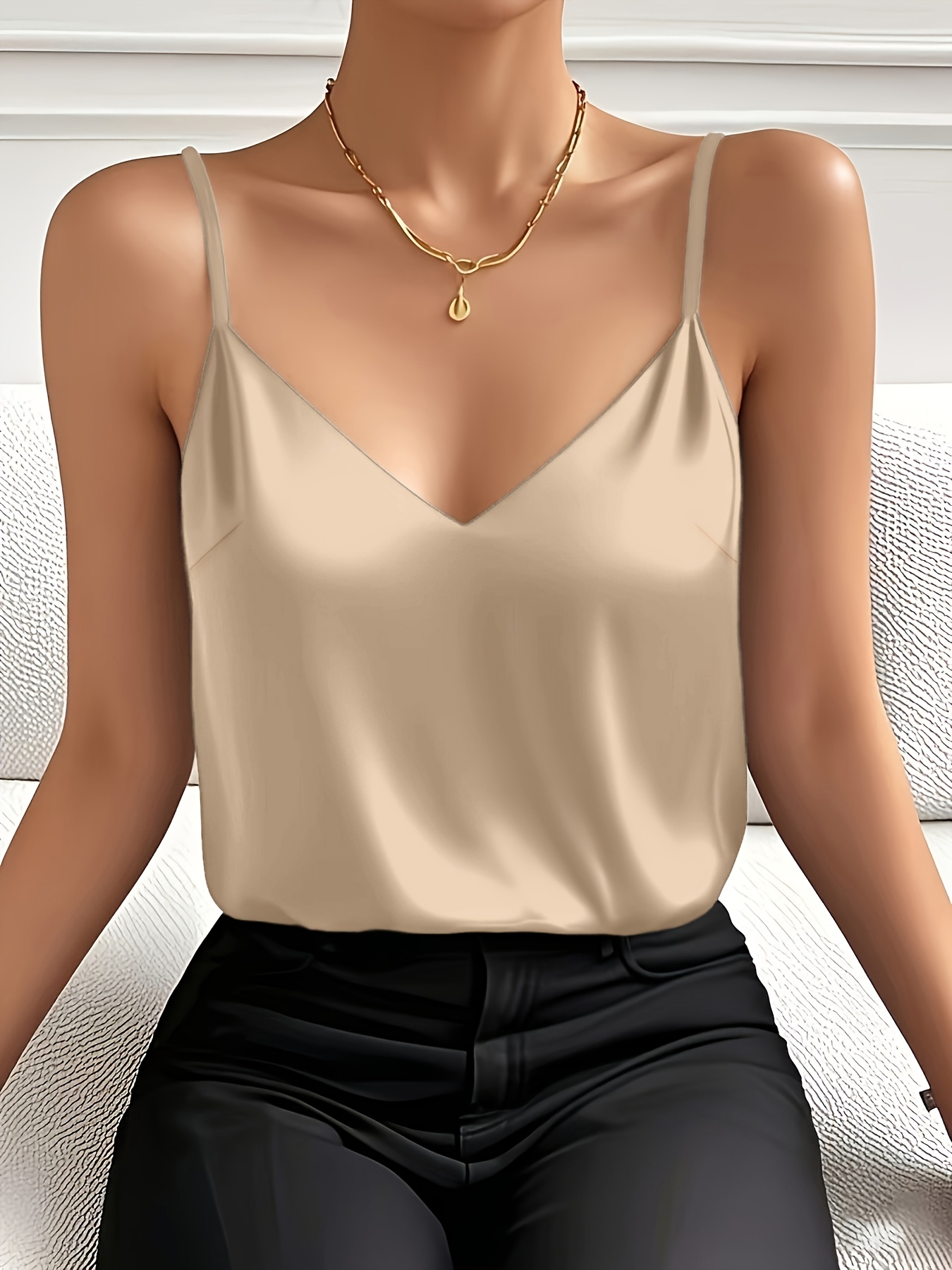 An Elegant Women'S Camisole, a Sexy Solid Color Tank Top with Thin Straps, Women'S Clothing.