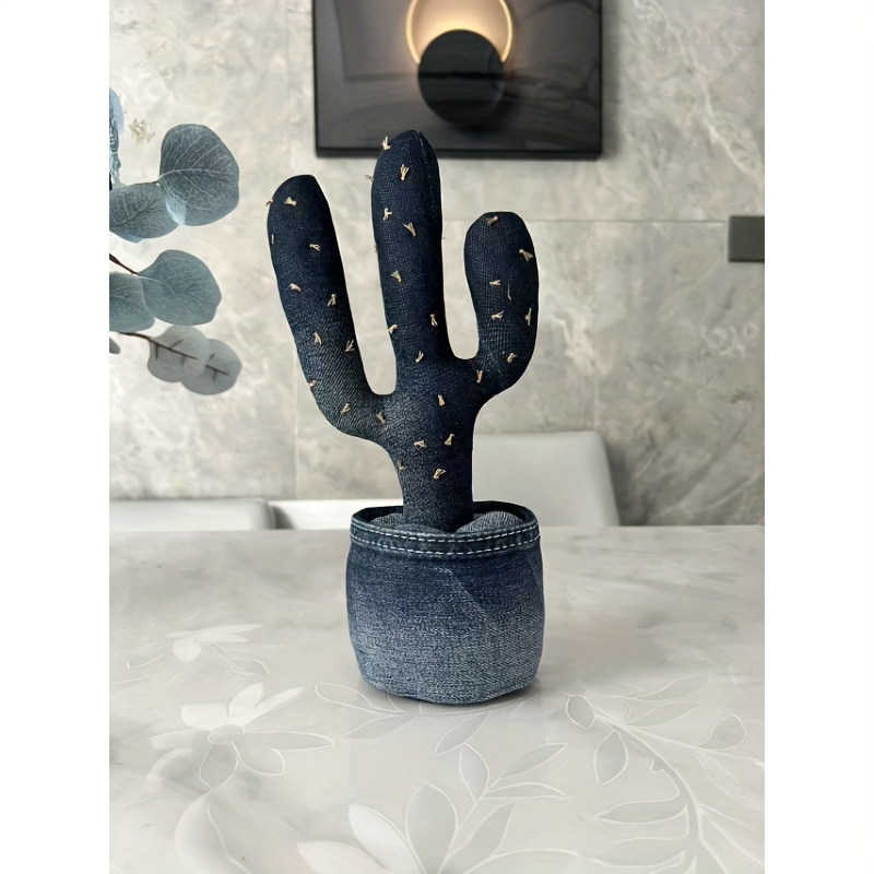 * realistisches Kaktus-Pflanzen-Blumen-Objekt, das an der Basis Aktivkohle  enthlt, um Feuchtigkeit zu entfernen und die Luft zu reinigen,  handgefertigt aus Denim-Stoff, wodurch jeder Teil * ...