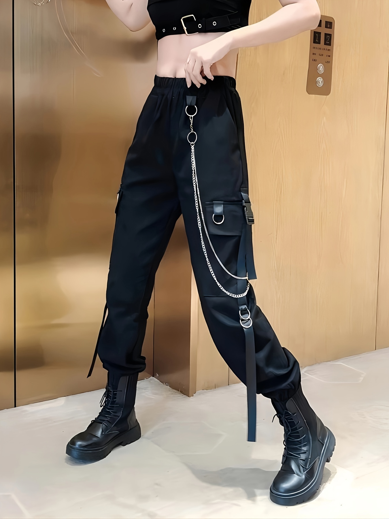 Shop Black Cargo Pants Chain Women with great discounts and prices online -  Feb 2024
