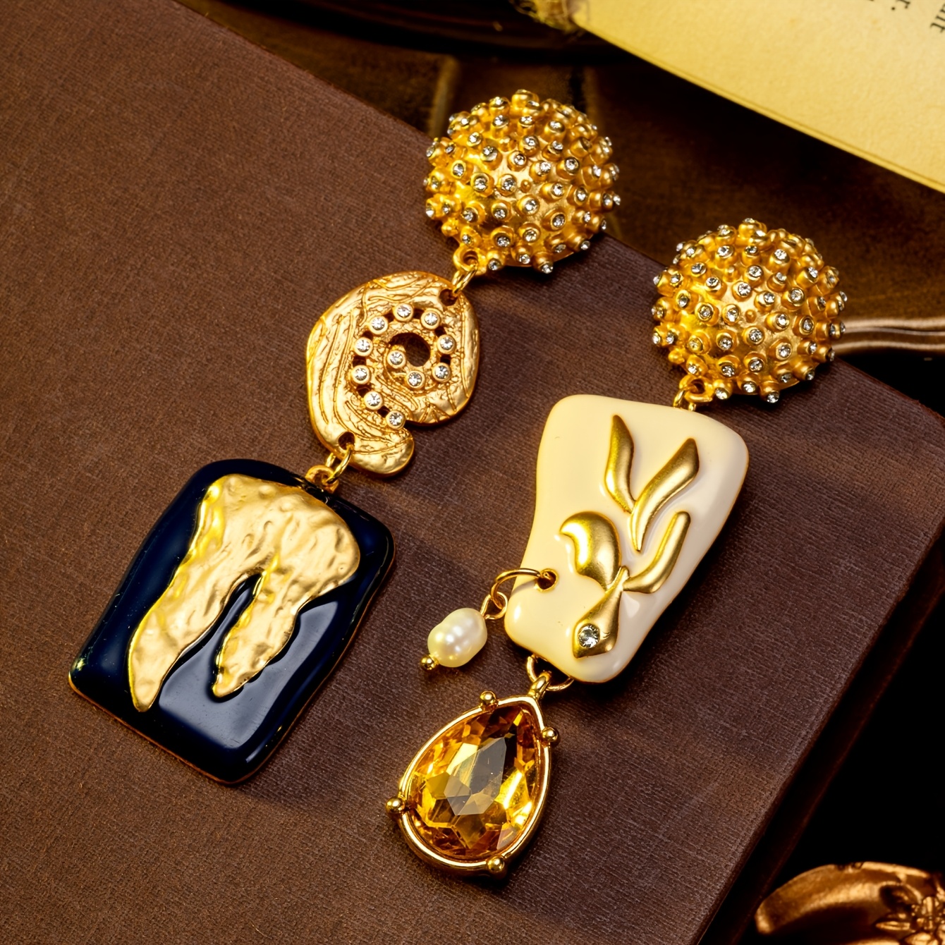 TEMU Pendientes colgantes asimétricos de esmalte preciosos y versátiles, estilo vintage de mediados de con patrones florales de lujo , joyería de