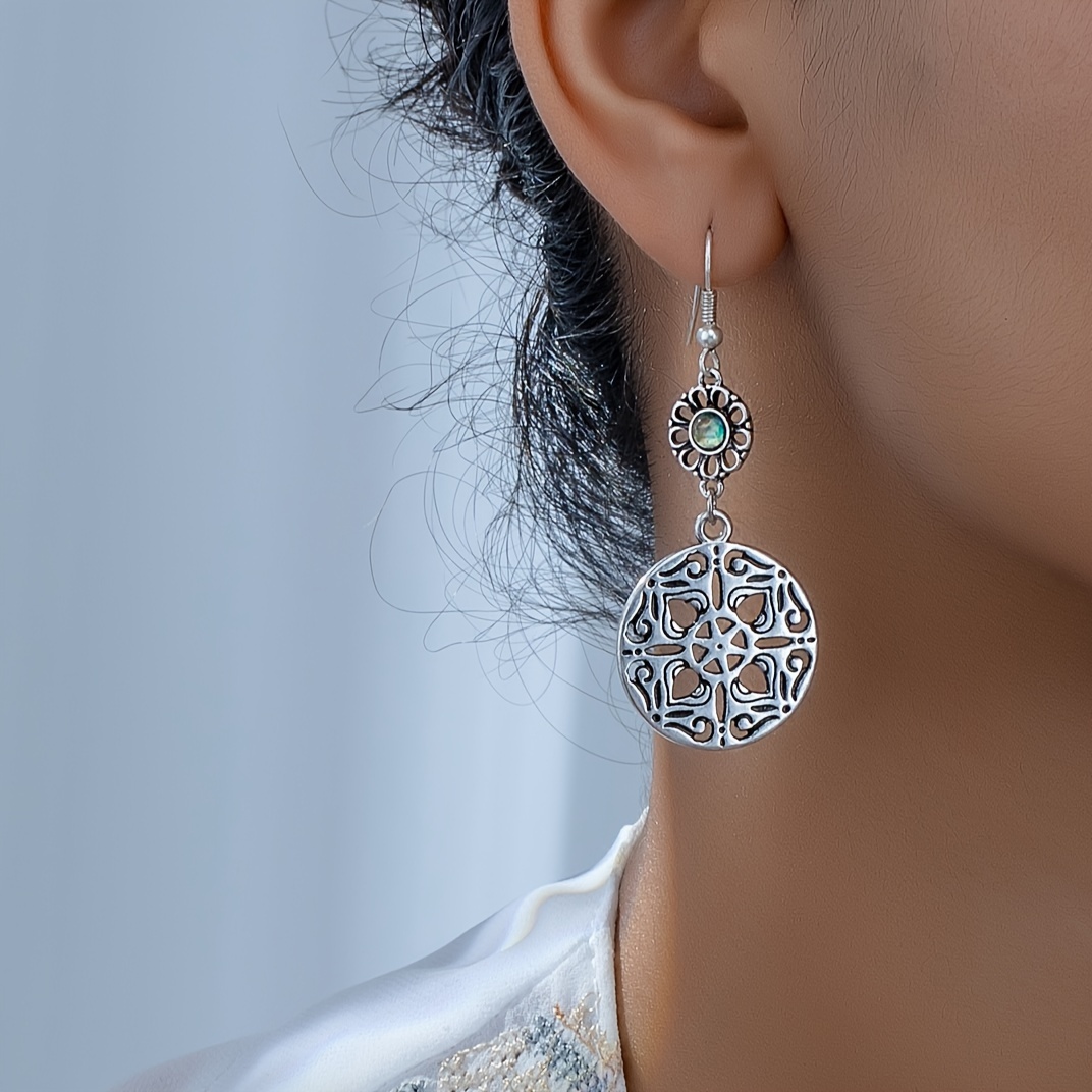 

Vintage Round Shape Carved Flower Pattern Dangle Earrings Retro Boho Style Zinc Alloy Jewelry Trendy Female Gift