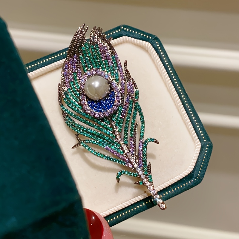 Exquisite Brooch Featuring A , Perfect For Accessorizing Party Dresses