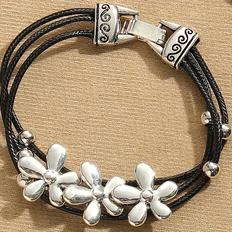 

Chic Bohemian-inspired Bracelet With Petite Floral Decor - Leather , - Ideal For Holidays And Gift-