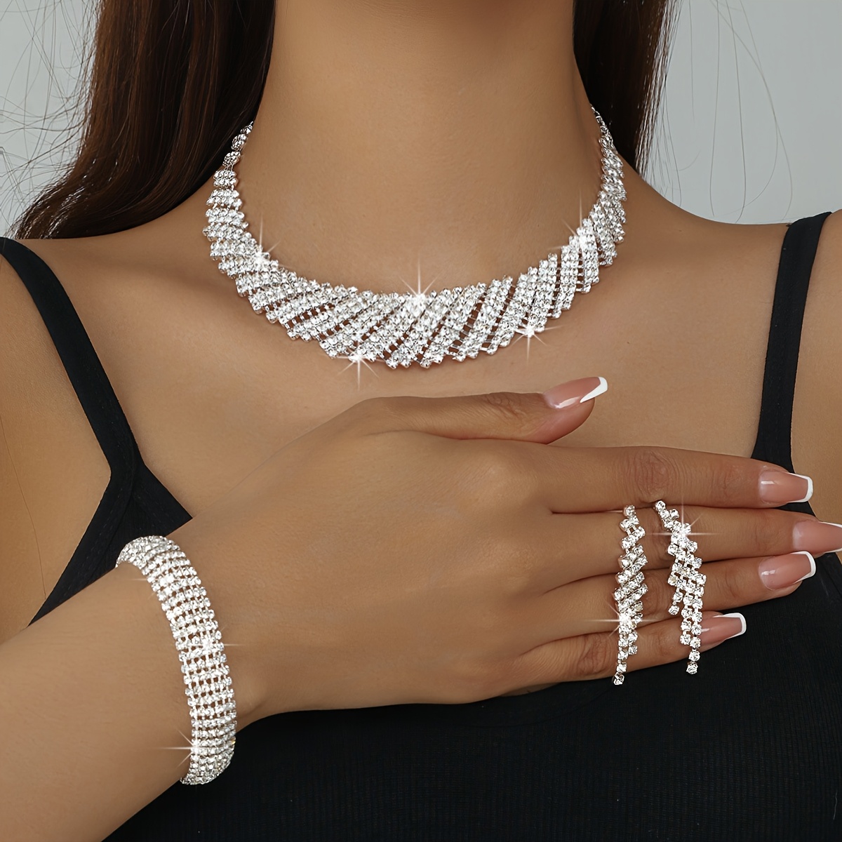 Image of Luxury High-end Exquisite Elegant Geometric Slanted Collar Bracelet Earring 3pcs Set, Party Banquet Jewelry