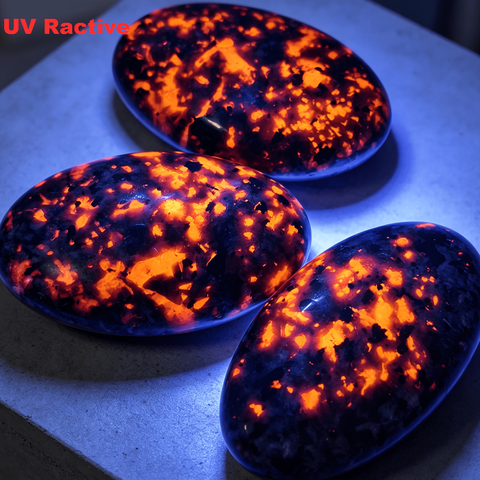 2pcs Natural Flame Stone Yooperlite Palm Stone Set