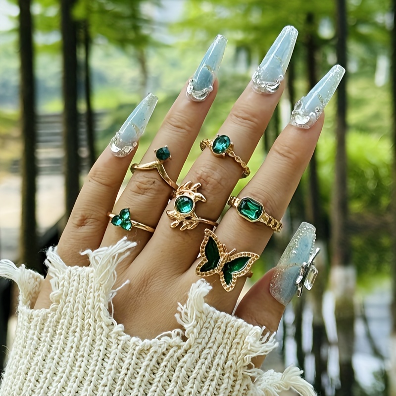 

6pcs Vintage Stacking Rings Emerald Butterfly / Leaf / Crown Design Inlaid Rhinestone Mix And Match For Daily Outfits Party Decor