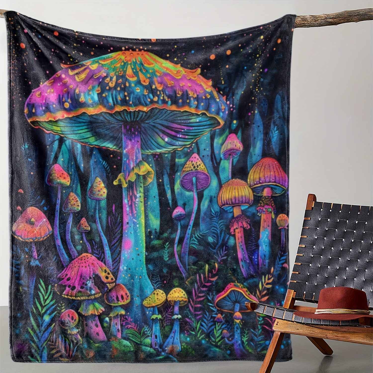 

Vintage Flannel Fleece Mushroom Forest Throw Blanket - Digital Print All Seasons Soft Cozy Warmth For Sofa, Bed, Car, Office, Camping, Travel - Polyester Decorative Woven Blanket 250-300 Gsm