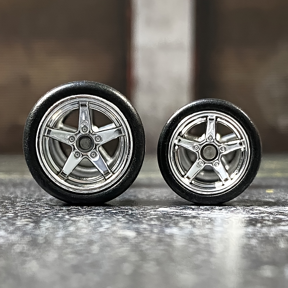 Image of 1 Large And 1 Small, 1/64 Scale Static Model Car, 1 Set Per Pack, Removable Tire, Wheel Abs Material, Rubber Tire, For A Small Car, Vehicle Models, Hobby Modified Parts, For Play And Collection