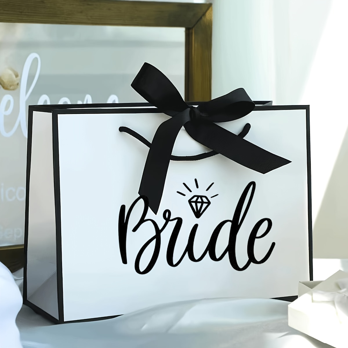 TEMU A Gift Bag Suitable For Brides / Decoration, Creative Wedding Decor, Novelty Items For Bridal Parties, For Wedding Decorations And Party Favors,