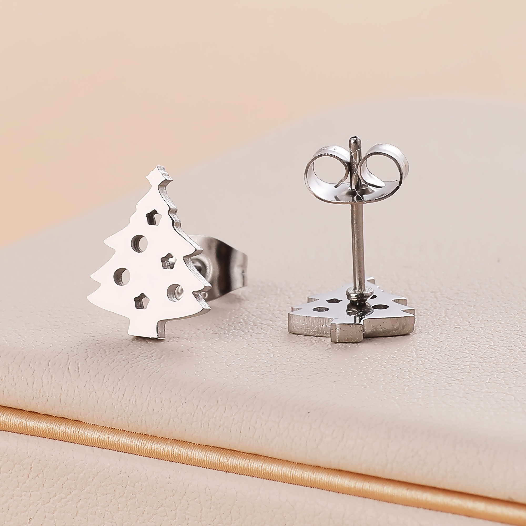 Fashion Earrings For Women Featuring Christmas Trees For The