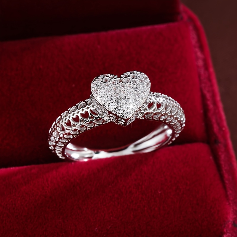Women's Trendy Heart-Shaped Hollow Design Ring Set