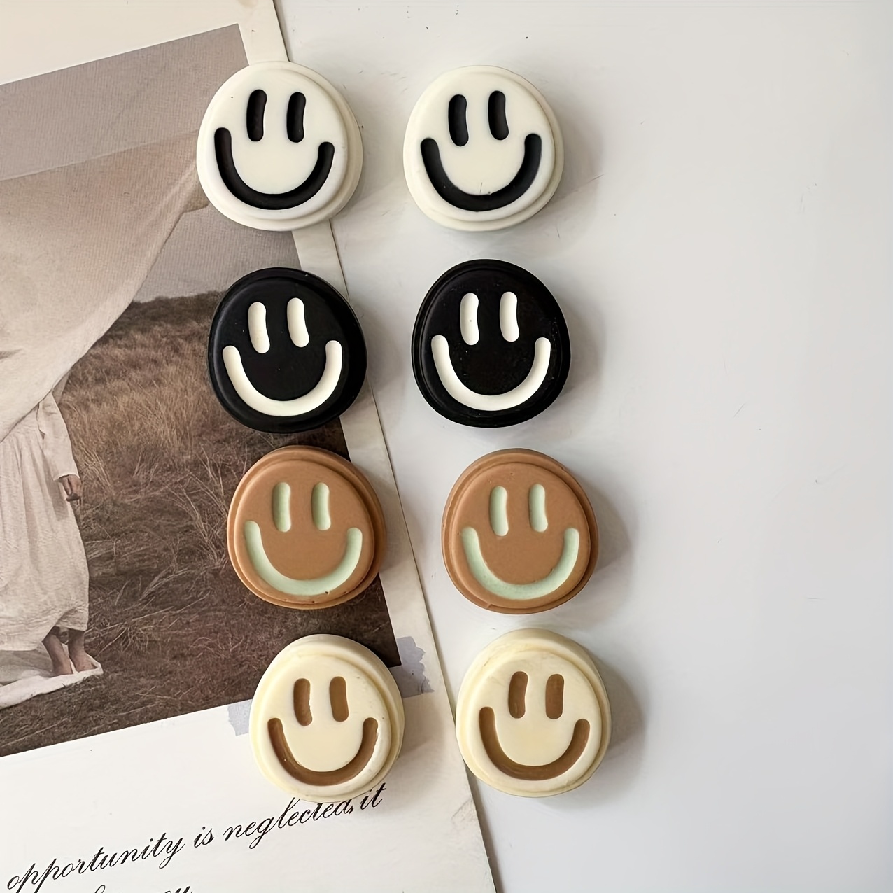 8 Colorful Round Resin Fridge Magnets Home Decoration Magnets Gift