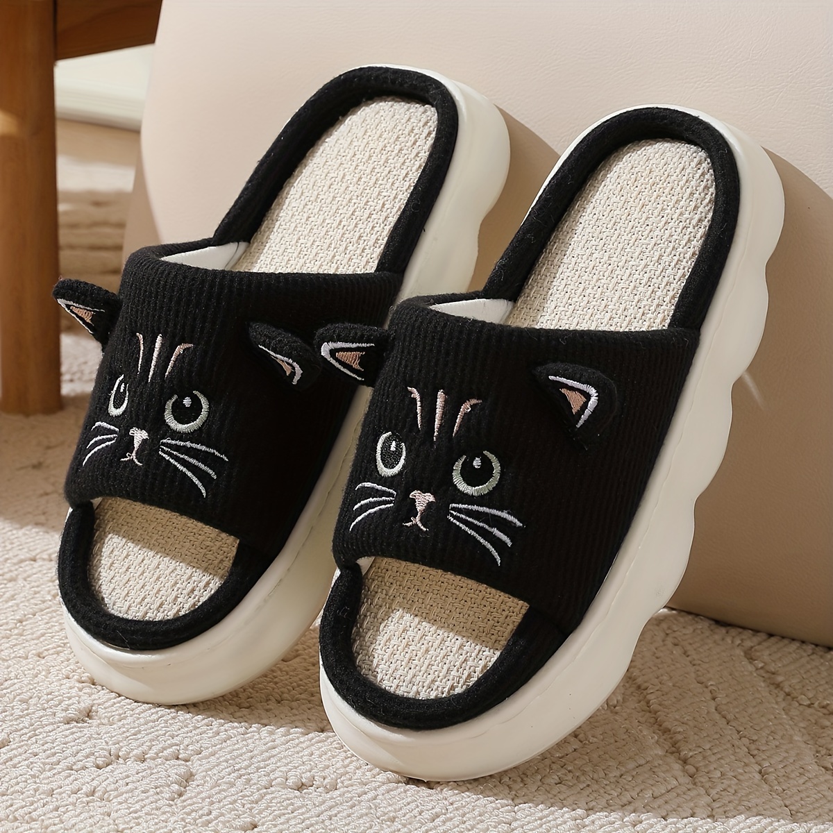 Image of A Pair Of -garde And Stylish Black Cat-themed Women's Slippers For , Soft And Comfortable Noiseless Bedroom Floor Slip-ons, Women Shoes
