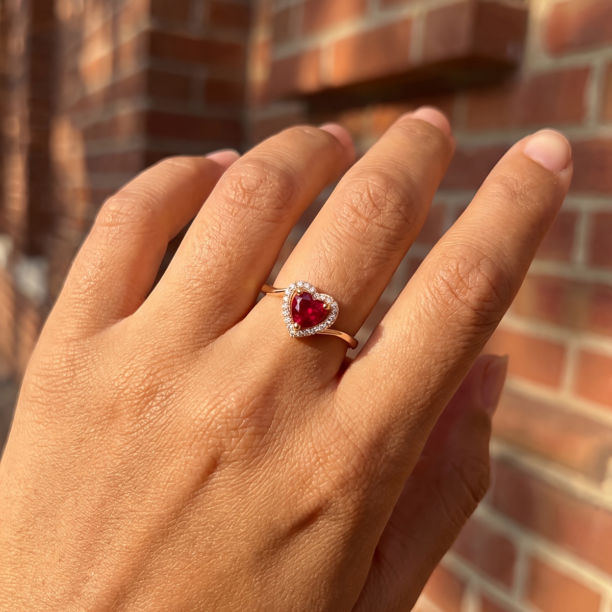 Women's Elegant Heart-Shaped Ring for Everyday Wear