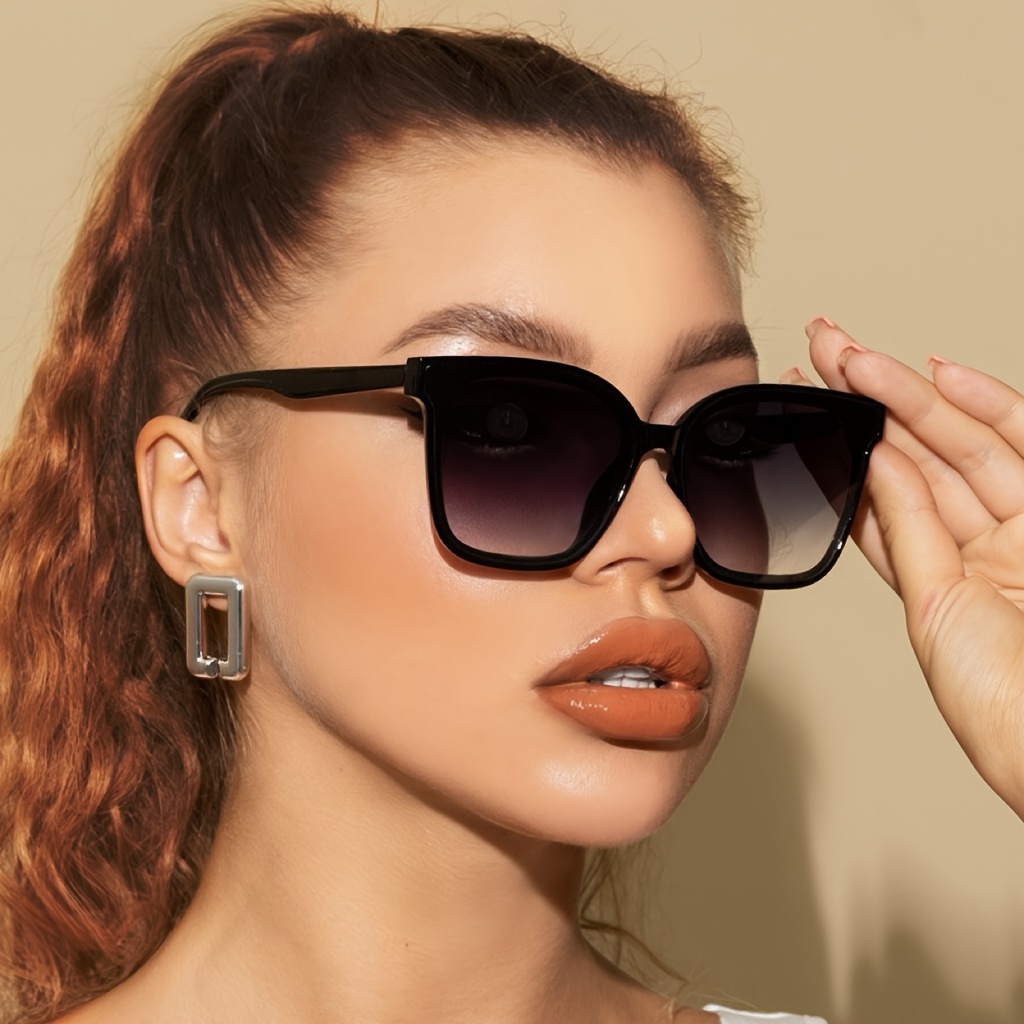 

Vintage Gradient Square Fashion Glasses For Women And Men Perfect For Outdoor Parties Beach Trips And Travel