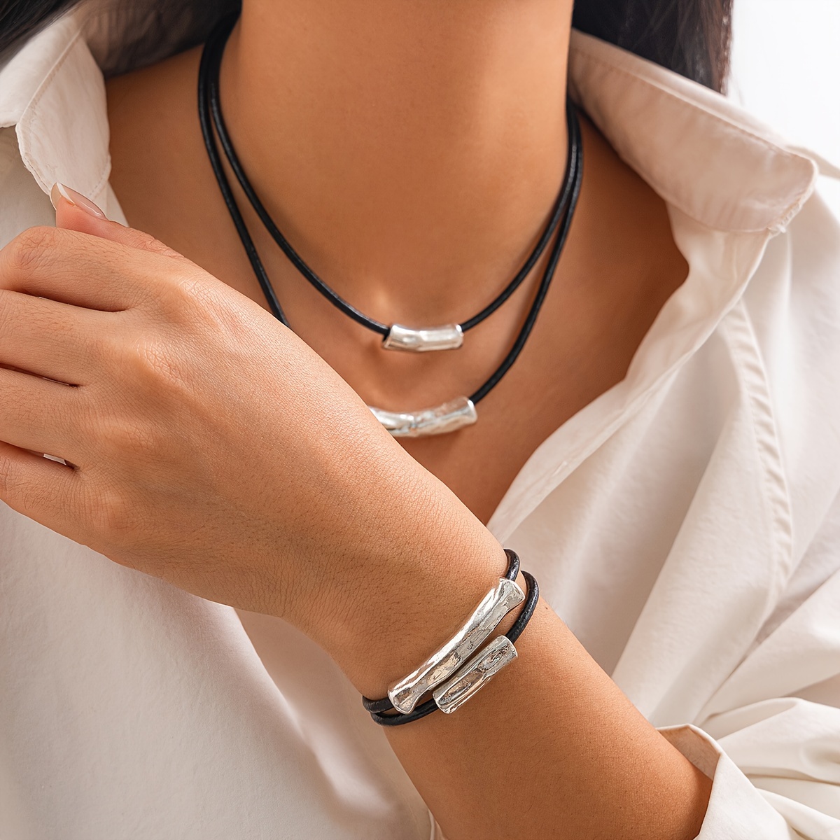 

Double Silvery Pearl Necklace And Bracelet Set, Retro Bohemian Style, Suitable For And Party Wear