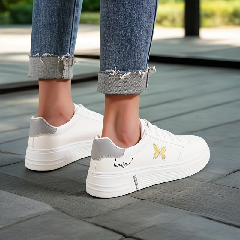 Women'S Shoes Spring And Summer Breathable Trendy Versatile White Shoes Sports Leisure Physical Fitness Jump Rope Running Shoes Popular Student Shoes Lightweight Soft Sole Skateboard Shoes Breathable And Lightweight, Women Shoes, Sneakers