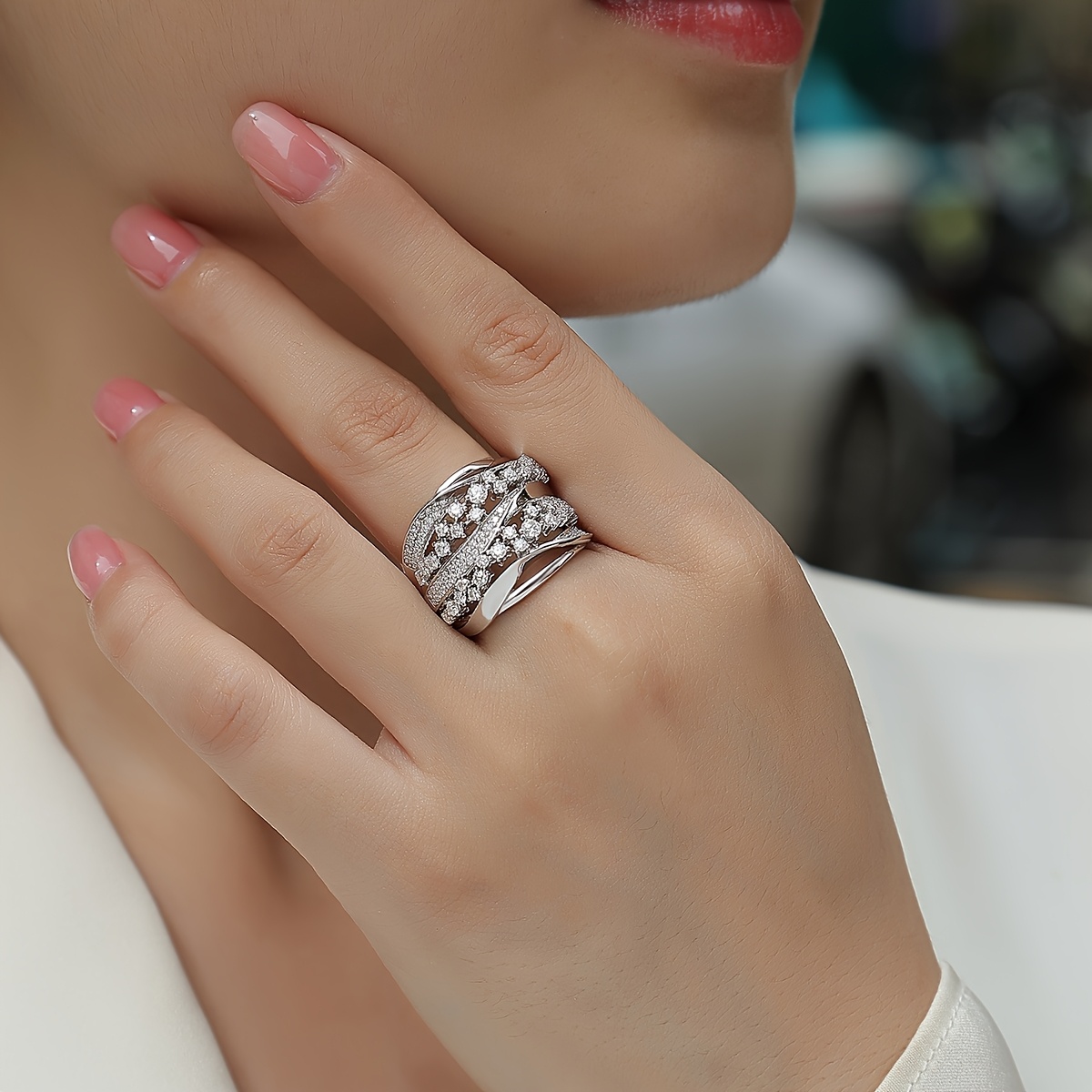 Elegant 925 Sterling Silver Ring with Laboratory Moissanite