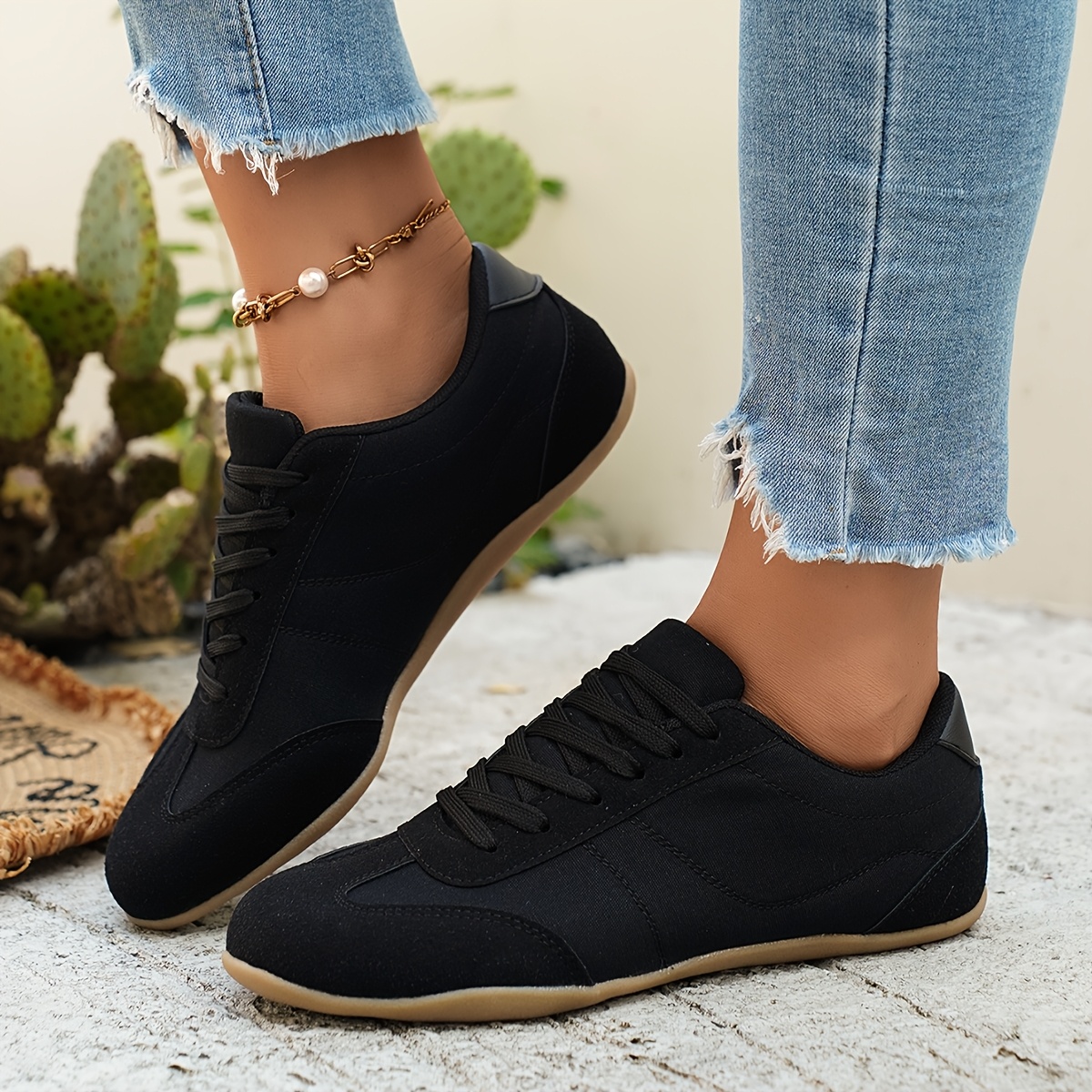 TEMU Women's Round Toe Sneakers, Lace-up Flat Shoes, Fashionable Comfortable Women's Athletic Casual Shoes, Black Solid Color, Spring Latest Style,