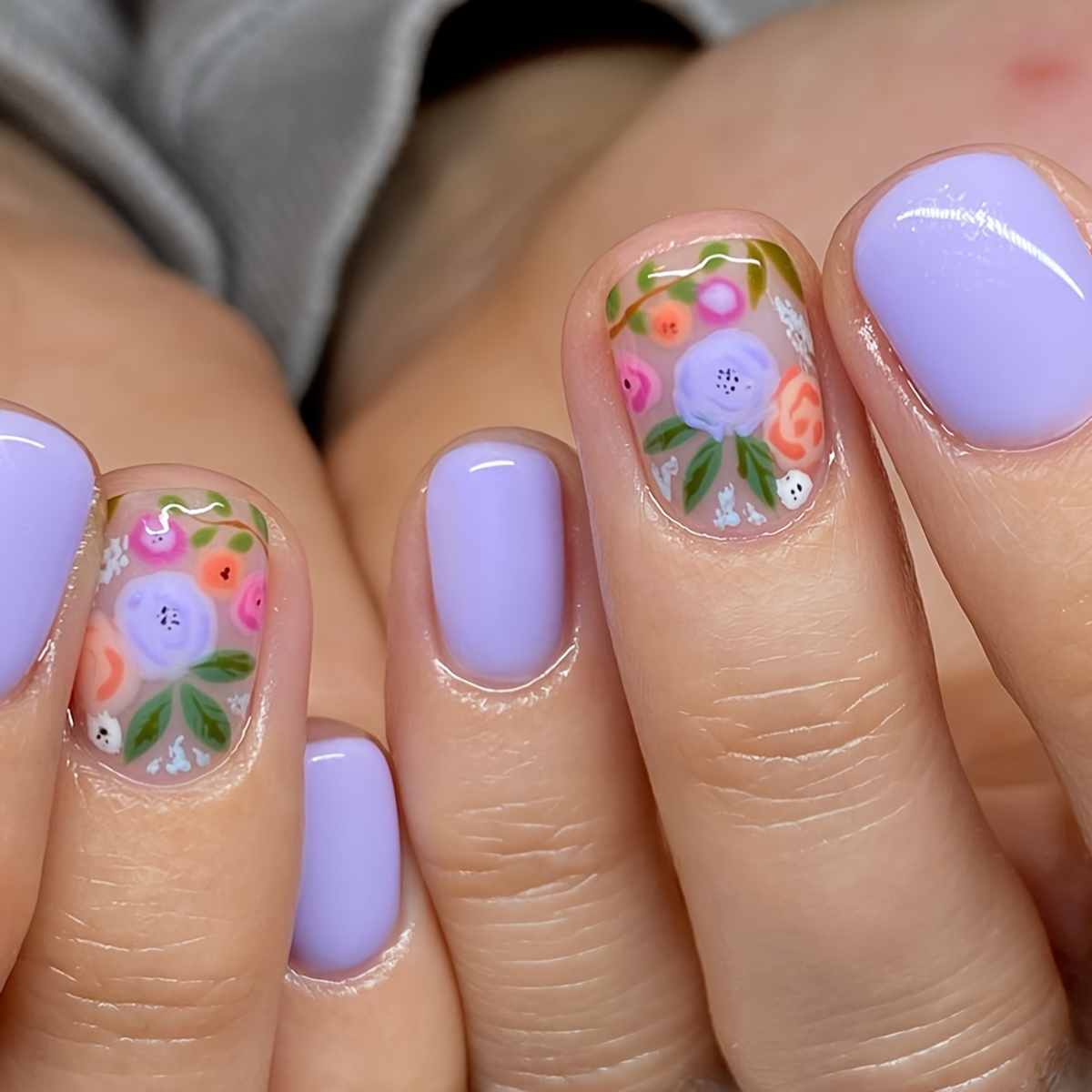 

Short Oval Press On Nails With Flower And Leaf Design, Rose Fake Nails, Full Cover False Nails For Women And Girls