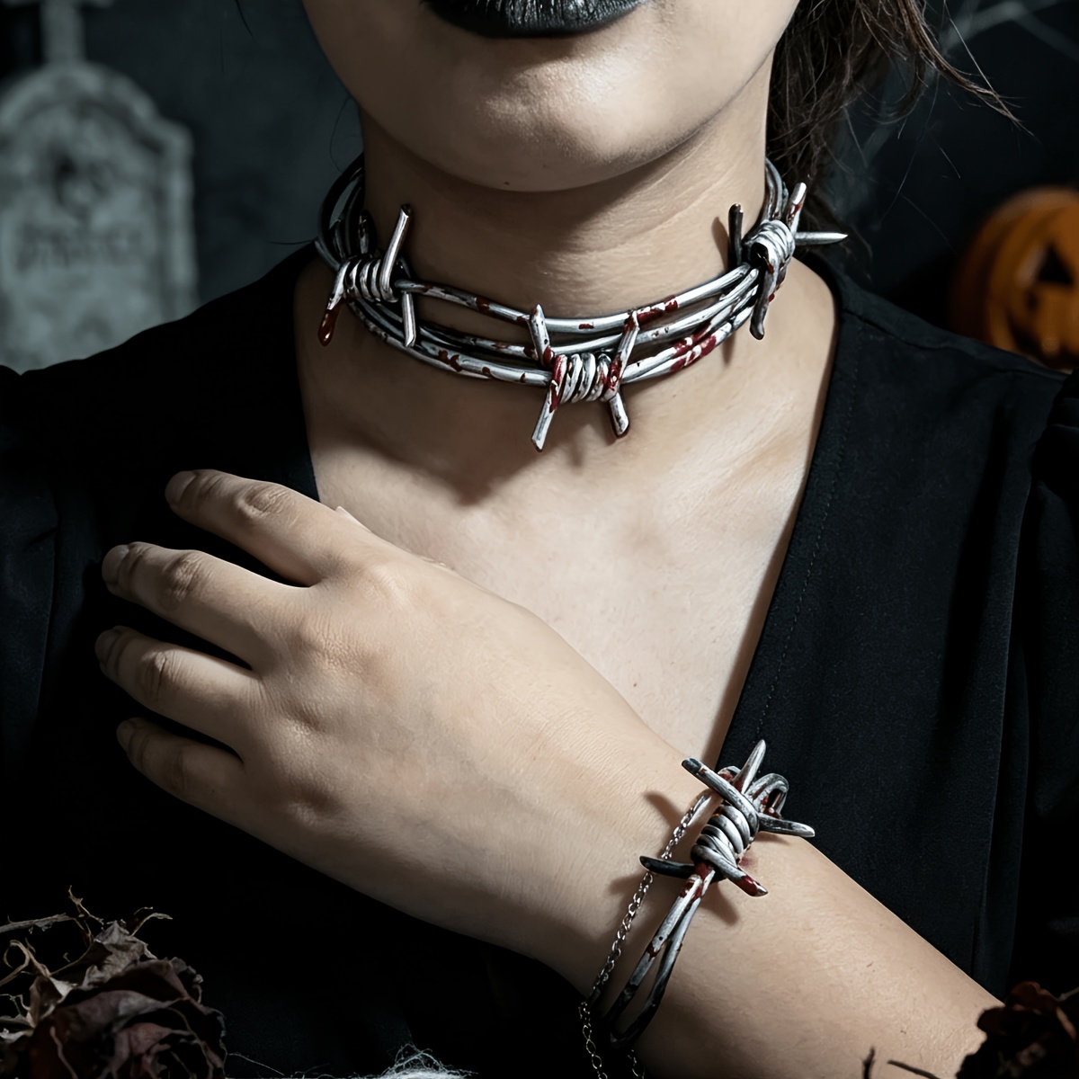 Gothic thorn-wire choker + bracelet