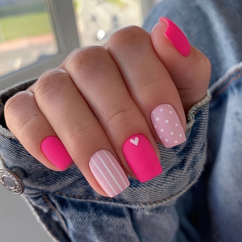 

24pcs Pink Square Short Press On Nails With Matte Heart And Polka Dot Patterns - Full Cover Acrylic Stick On Nails For Women