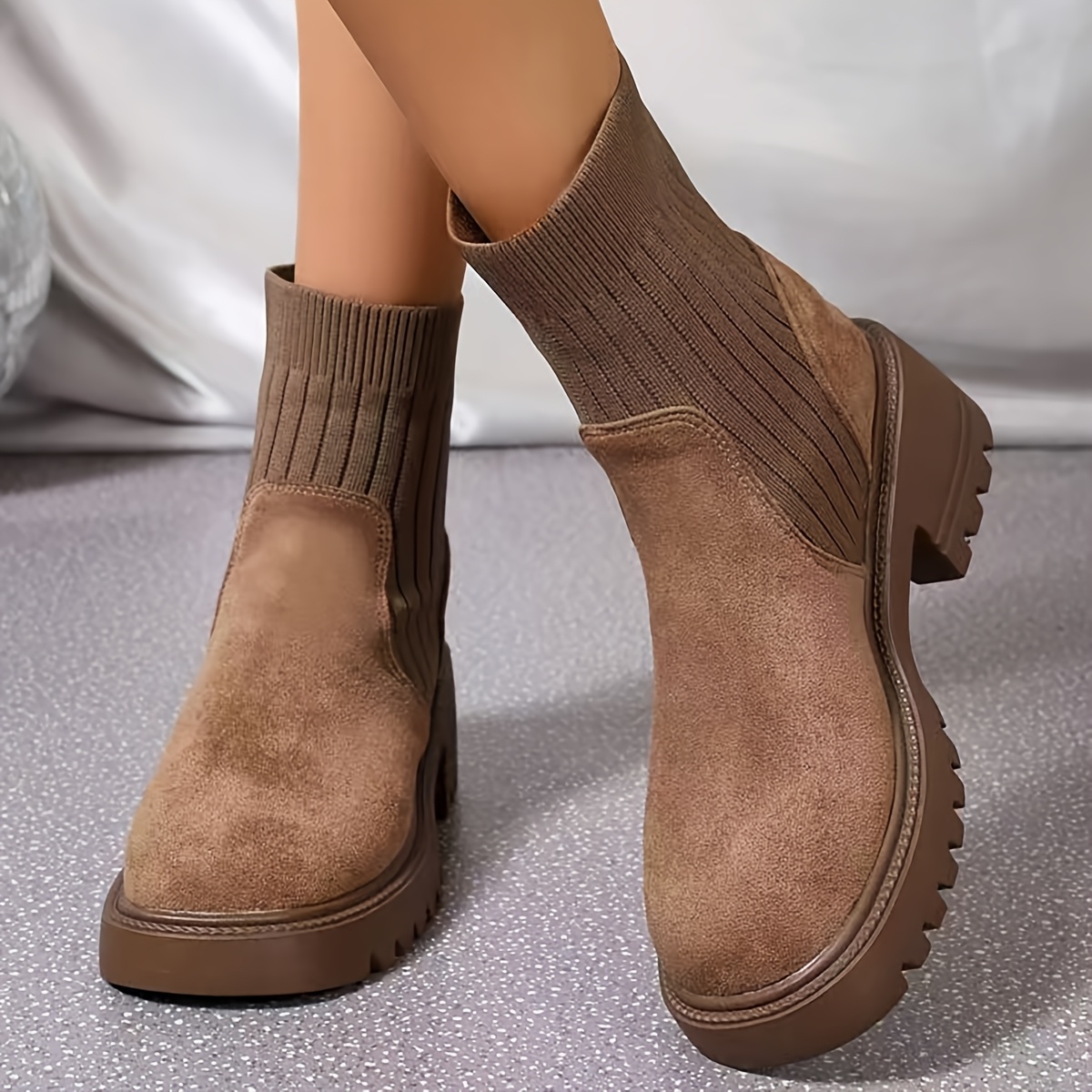 

Bottines à Enfiler pour Femmes - Confortables, Élégantes & Faciles à avec Semelle en TPU et Doublure en Tissu, Bottines à Large Largeur Mignonnes