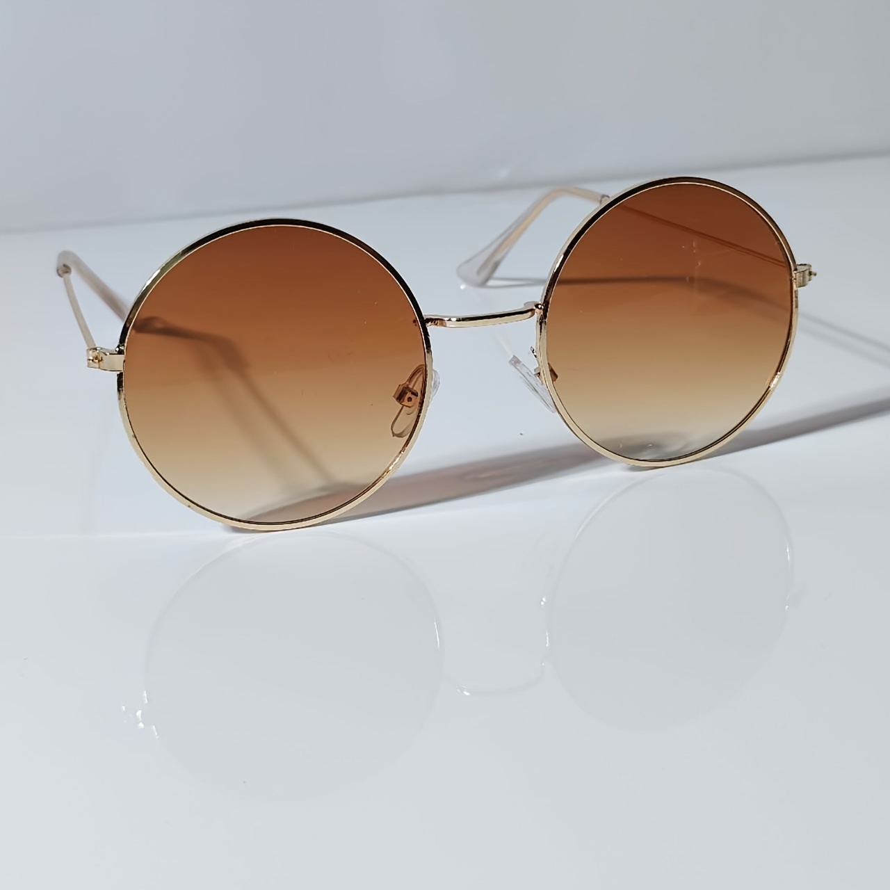 

Vintage Round Glasses: Wear - Pc Lens, Metal Frame, And No Accessories Included