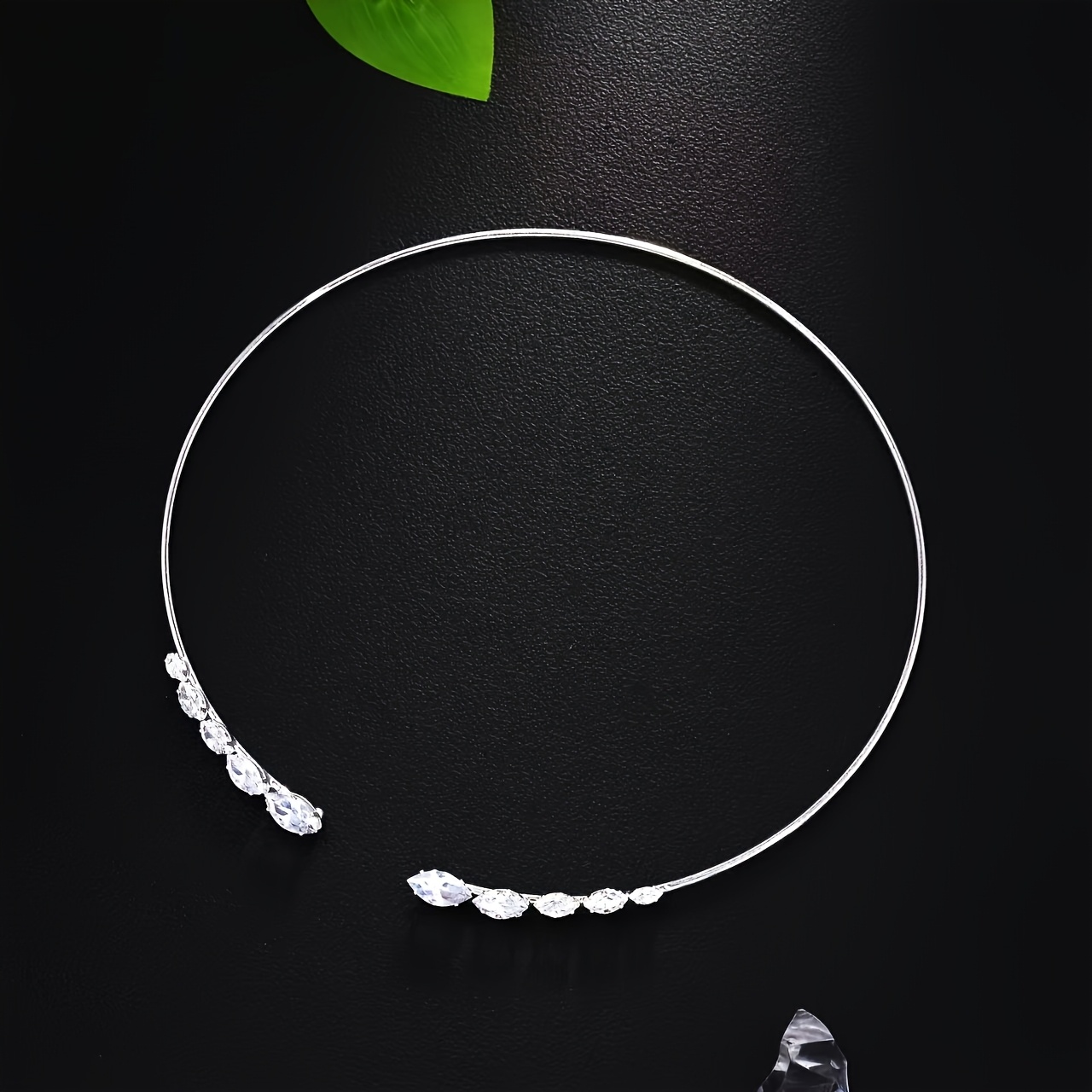 Exquisite Open-end Thin Choker with Set Ends